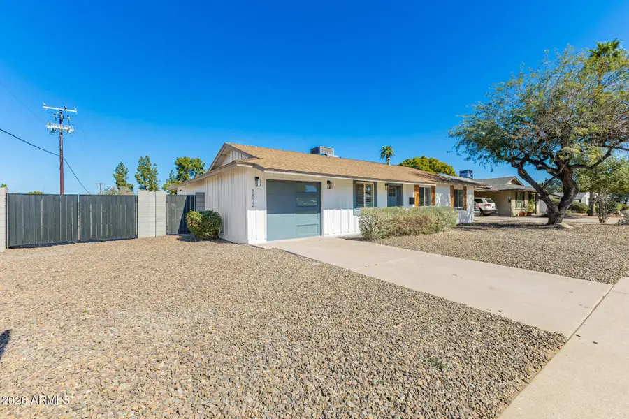 3802 E Mercer Lane, Phoenix, AZ 85028 - #3