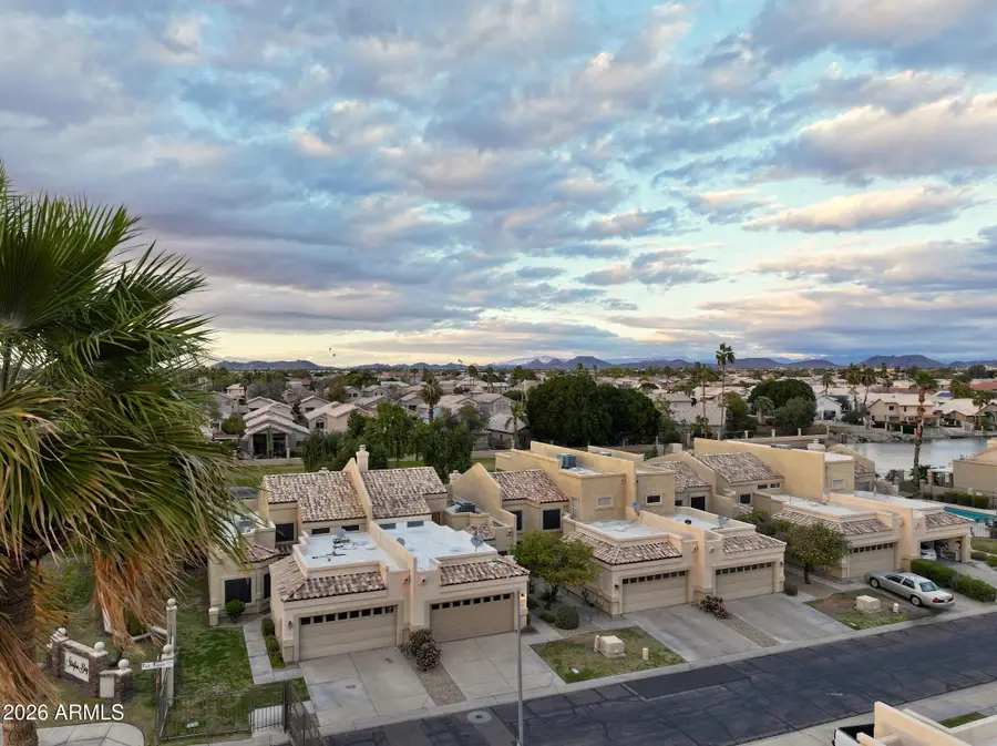 9056 W Port Royale Lane, Peoria, AZ 85381 - #2