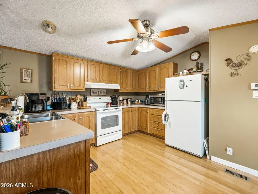 18420 S Frontier Road, Peeples Valley, AZ 86332 - #3