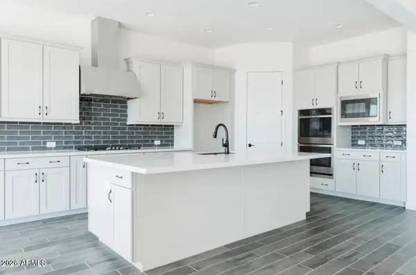 4663 N 181st Drive, Goodyear, AZ 85395