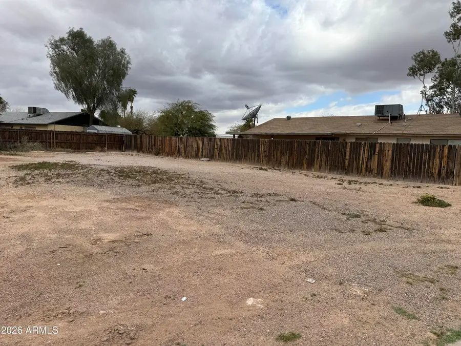 1676 S Pecos Drive #13, Casa Grande, AZ 85194 - #2