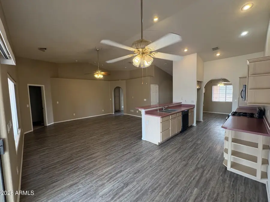 10436 W Fernando Drive, Arizona City, AZ 85123 - #2