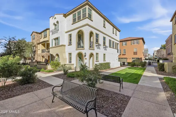 1677 E Bridgeport Parkway, Gilbert, AZ 85295