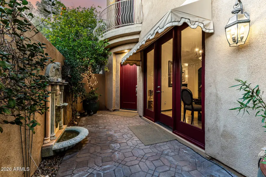 3418 E Pyrenees Pass, Phoenix, AZ 85018 - #3