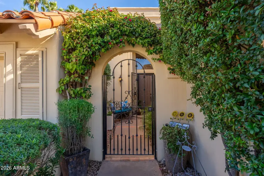 10050 E Mountainview Lake Drive #10, Scottsdale, AZ 85258 - #2