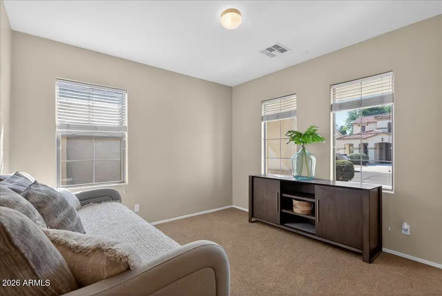 3740 E Jaguar Avenue, Gilbert, AZ 85298 - #3