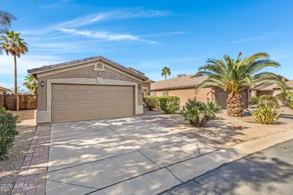 30528 N Sunray Drive, San Tan Valley, AZ 85143