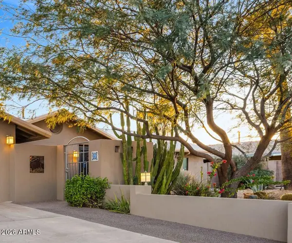 717 E Royal Palm Road, Phoenix, AZ 85020