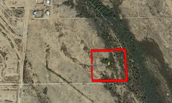 24100 W Dixileta Drive, Wittmann, AZ 85361