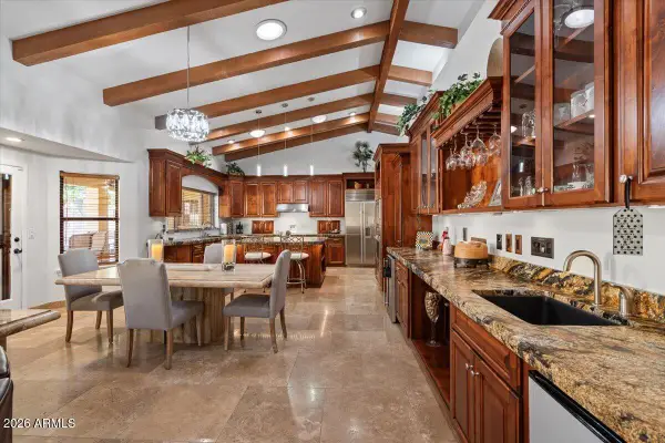 12234 S Yaki Court, Phoenix, AZ 85044