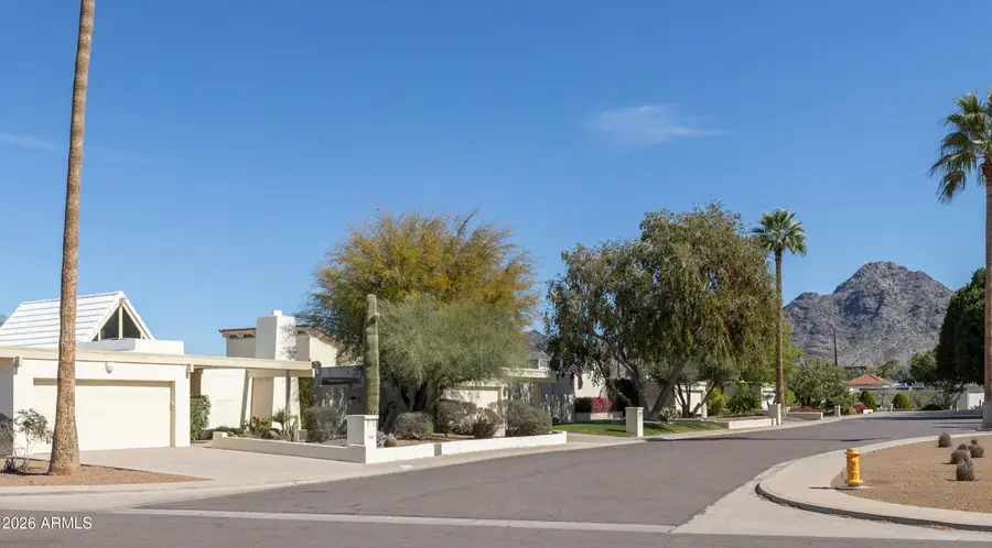 1302 E Nicolet Avenue, Phoenix, AZ 85020 - #2