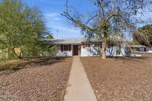 940 E Berridge Lane, Phoenix, AZ 85014