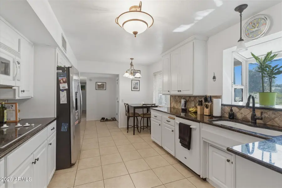 940 E Berridge Lane, Phoenix, AZ 85014 - #2