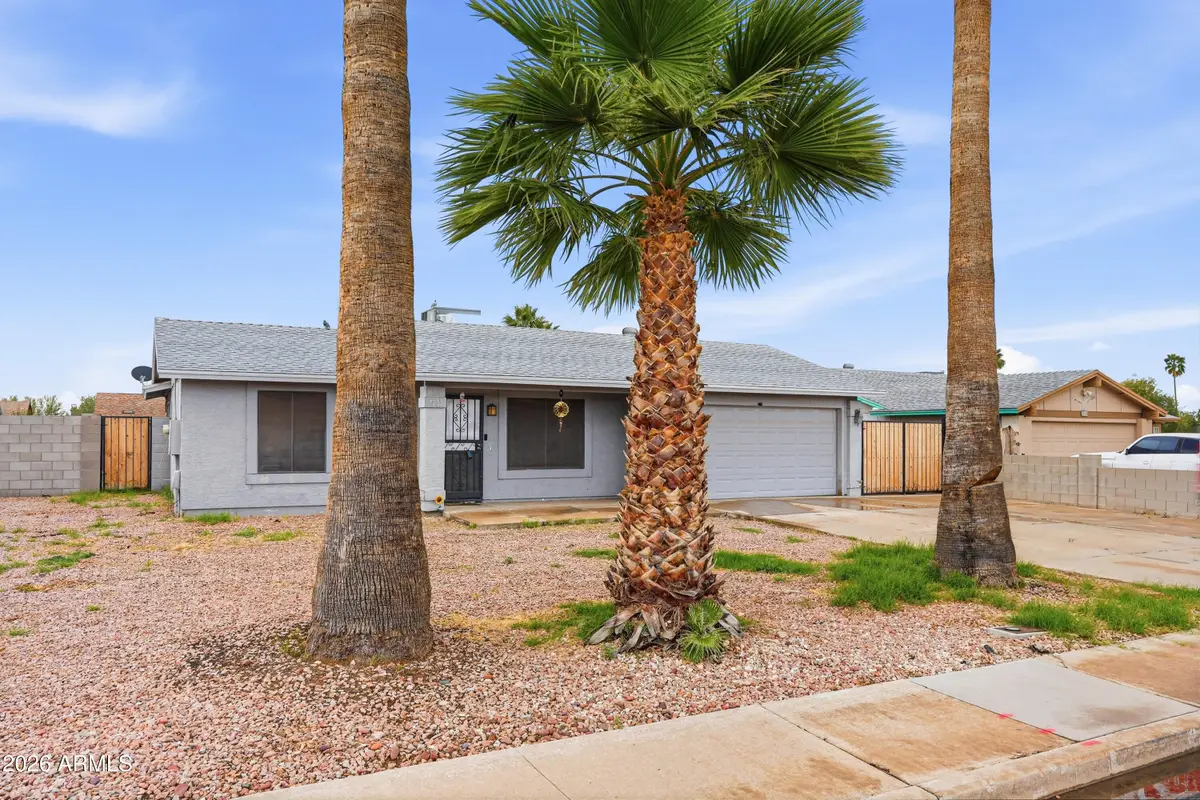 7233 W Hatcher Road, Peoria, AZ 85345 - #1