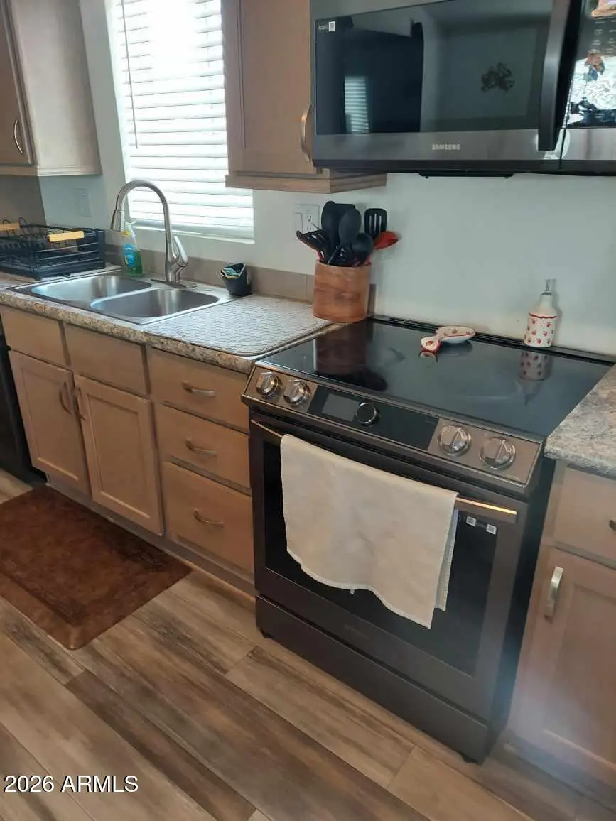 397 N Lobb Avenue, Superior, AZ 85173 - #3