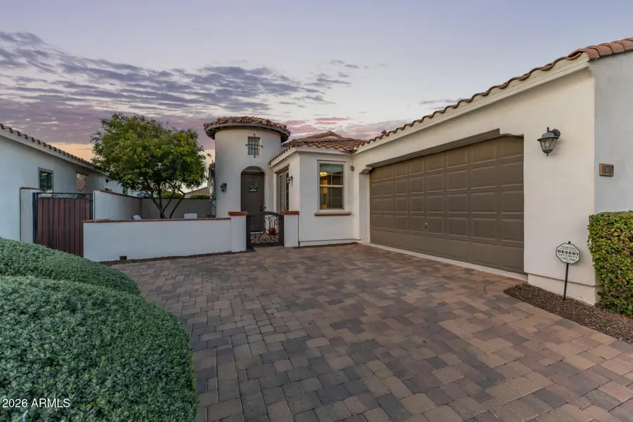 10704 E Hawk Avenue, Mesa, AZ 85212 - #2