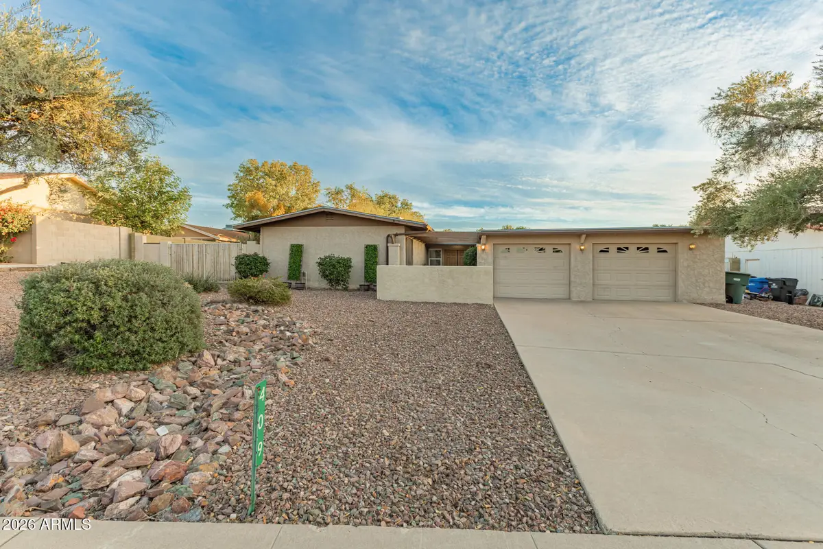 409 E Port Au Prince Lane, Phoenix, AZ 85022 - #1