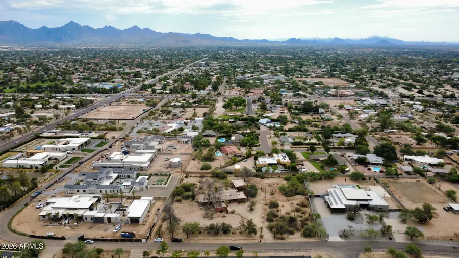 11837 N Paradise Drive, Scottsdale, AZ 85254 - #2