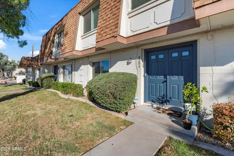 8206 E Chaparral Road, Scottsdale, AZ 85250 - #2