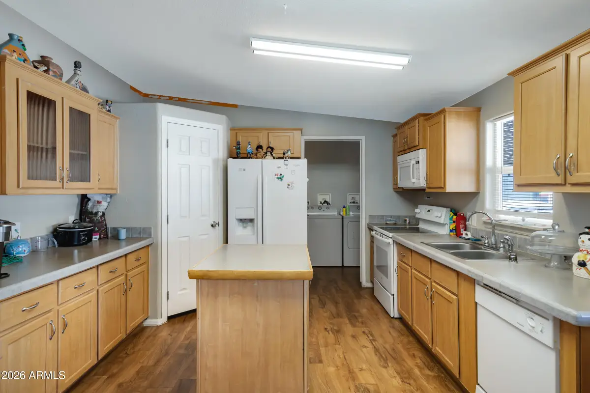 2200 N Delaware Drive #OFC, Apache Junction, AZ 85120 - #1