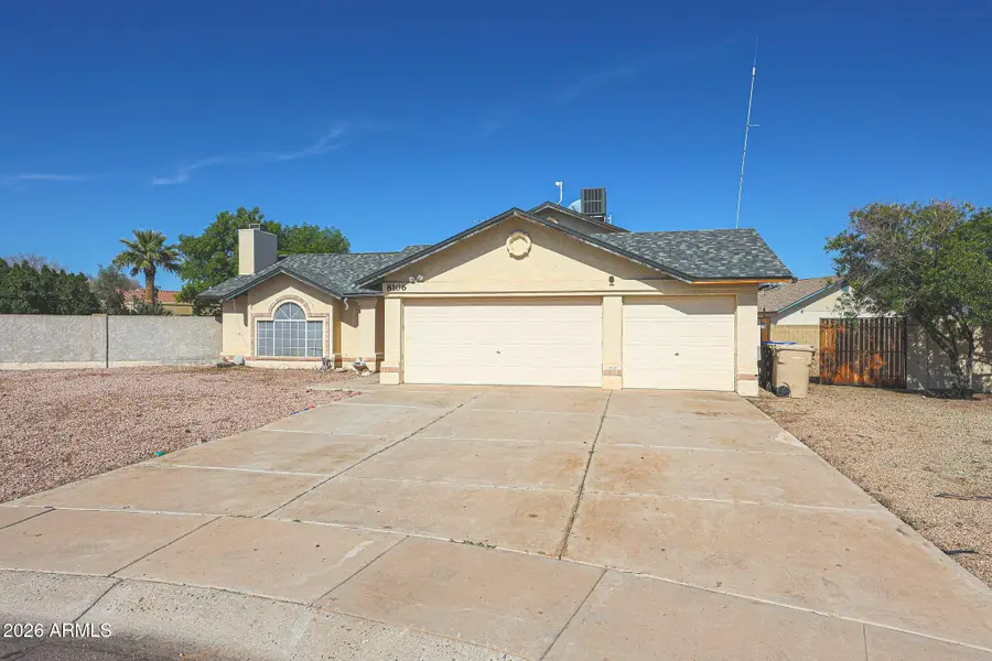 8106 W Wethersfield Road, Peoria, AZ 85381 - #3