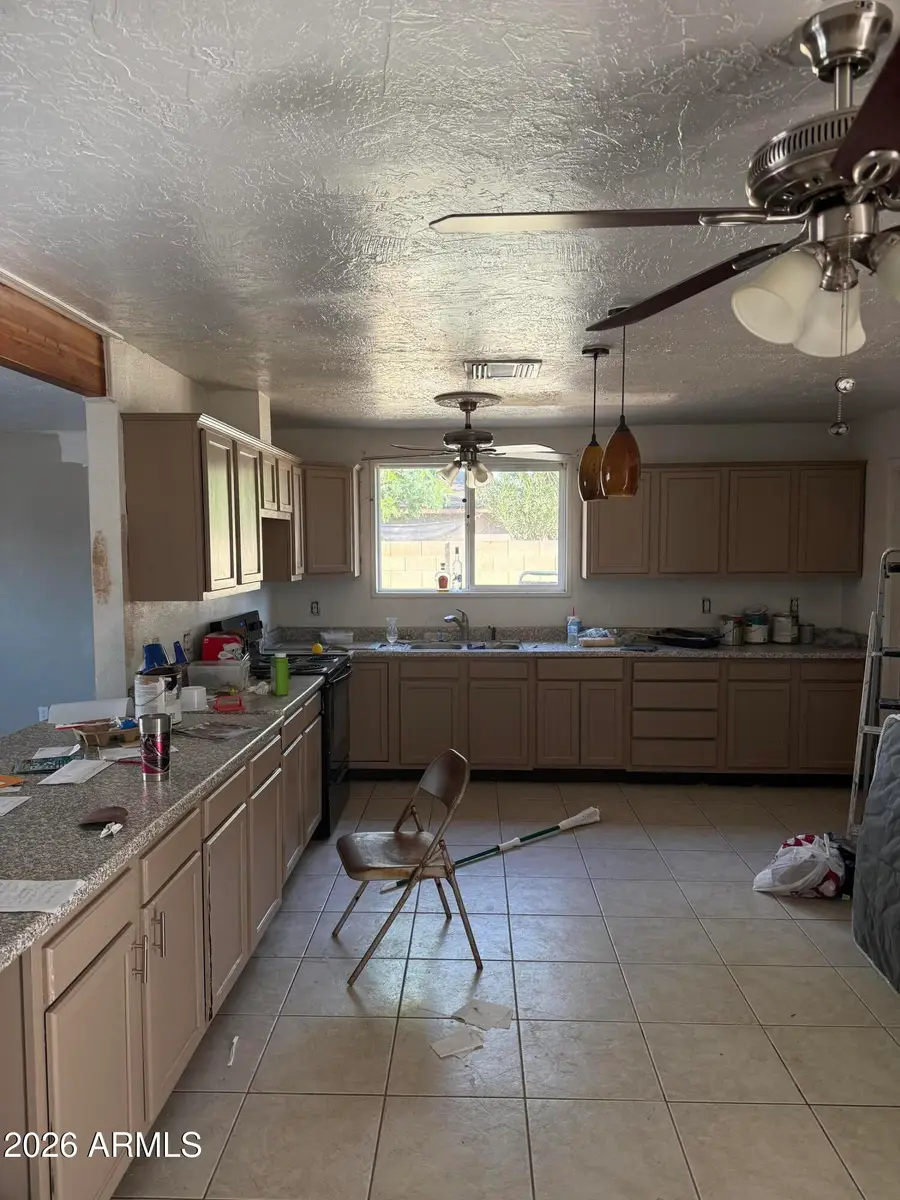 2912 N 50th Avenue, Phoenix, AZ 85031 - #3