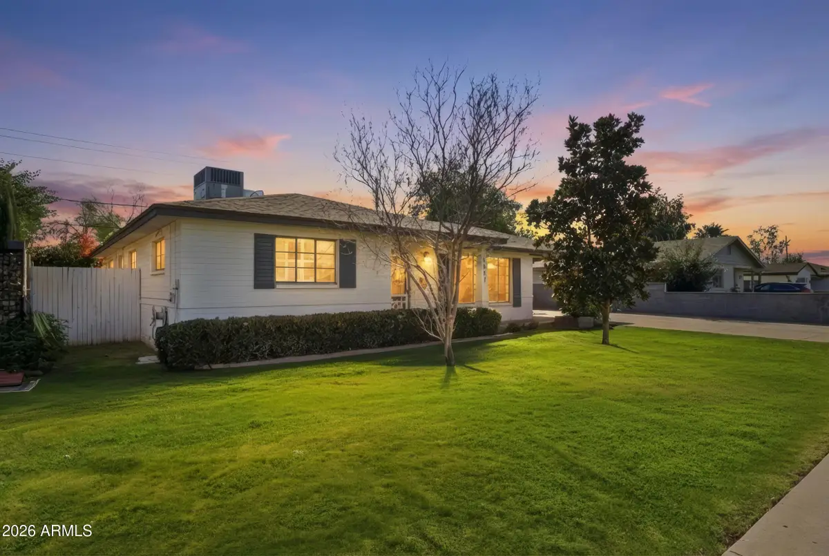 1831 E Minnezona Avenue, Phoenix, AZ 85016 - #1