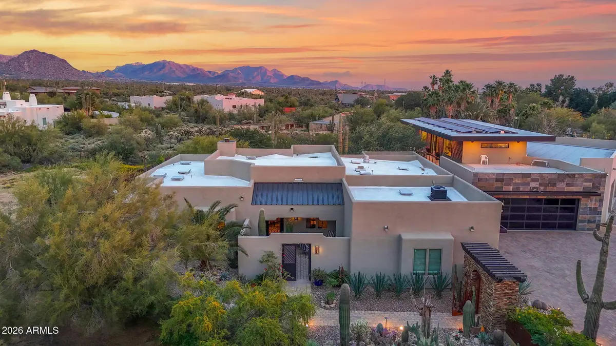 7817 E Dynamite Boulevard, Scottsdale, AZ 85266 - #1