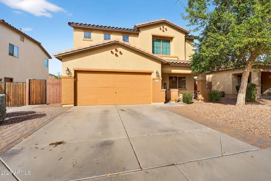 118 W Dragon Tree Avenue, Queen Creek, AZ 85140 - #2