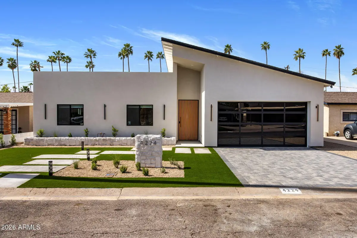 4224 N 35th Place, Phoenix, AZ 85018 - #1