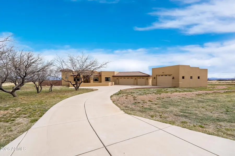 8585 S Palisades Drive, Hereford, AZ 85615 - #2