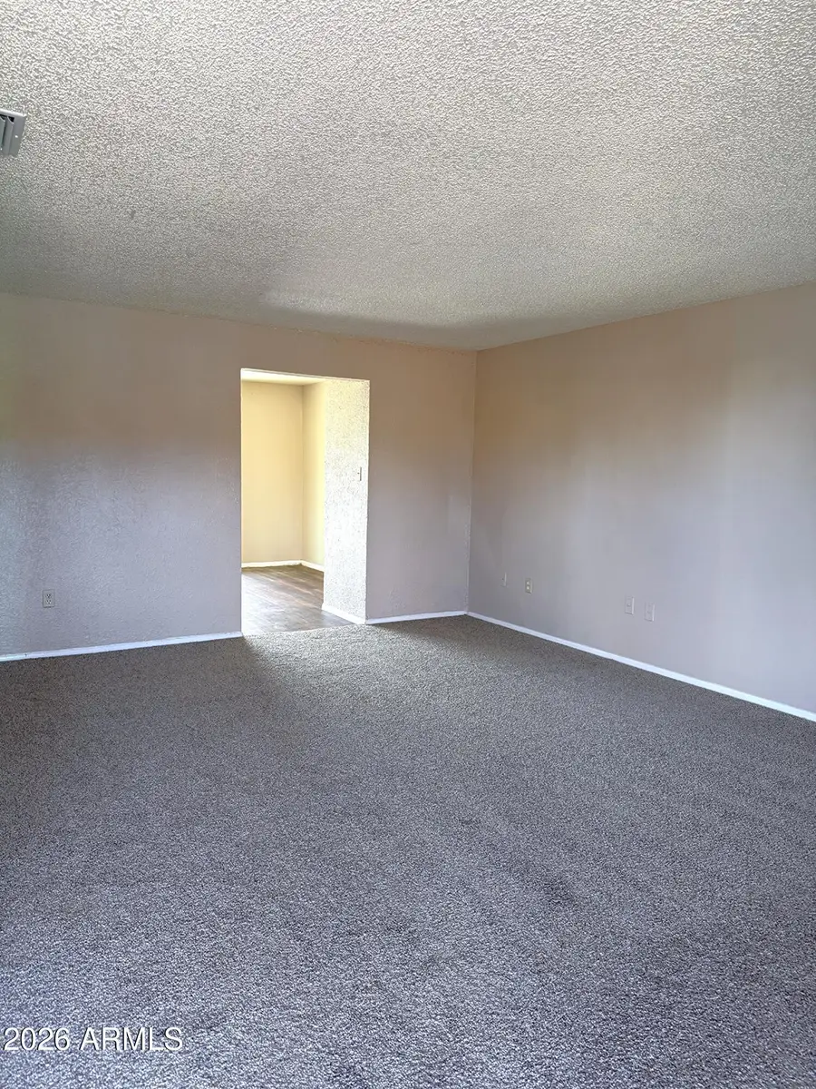 6643 W Cambridge Avenue, Phoenix, AZ 85035 - #2