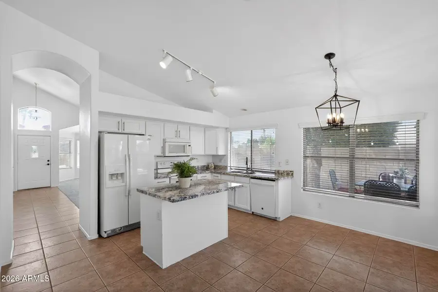 6370 W Wahalla Lane, Glendale, AZ 85308 - #2