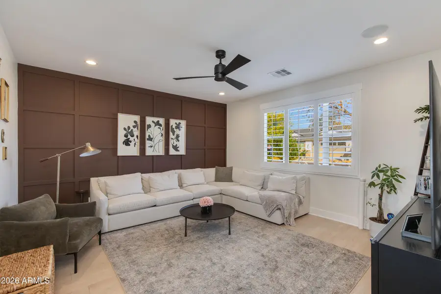 3247 E Sells Drive, Phoenix, AZ 85018 - #3