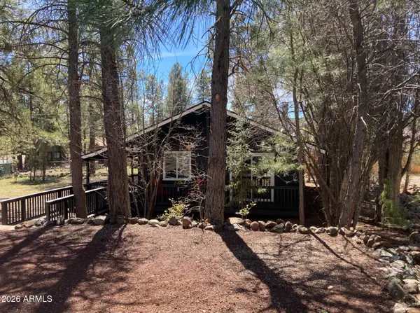 605 E Hillside Drive, Munds Park, AZ 86017