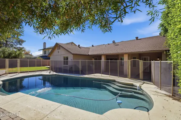 1906 E Caroline Lane, Tempe, AZ 85284