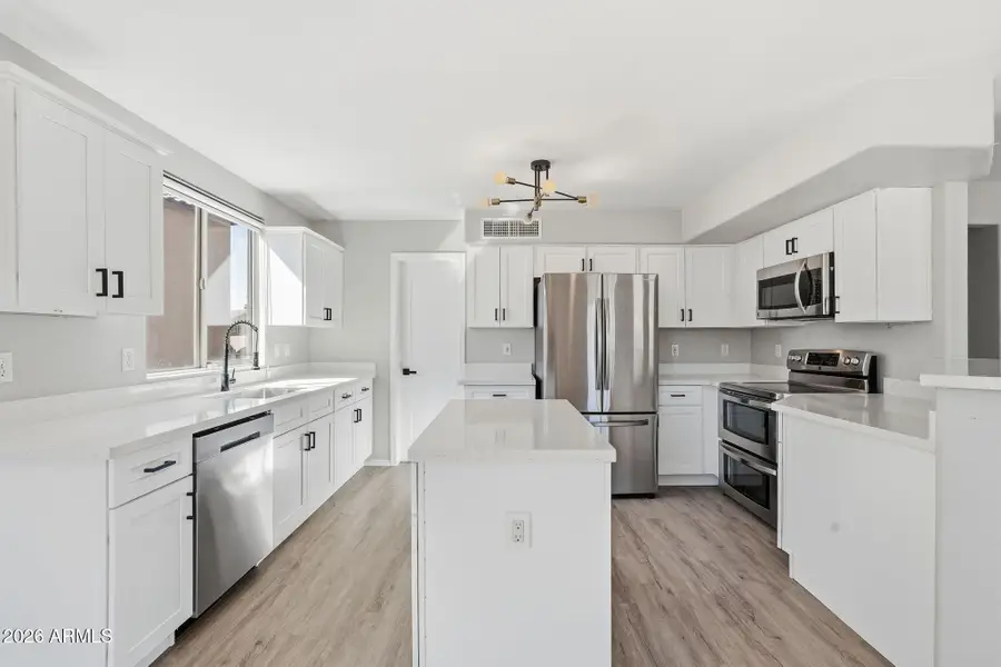 941 E Potter Drive, Phoenix, AZ 85024 - #3