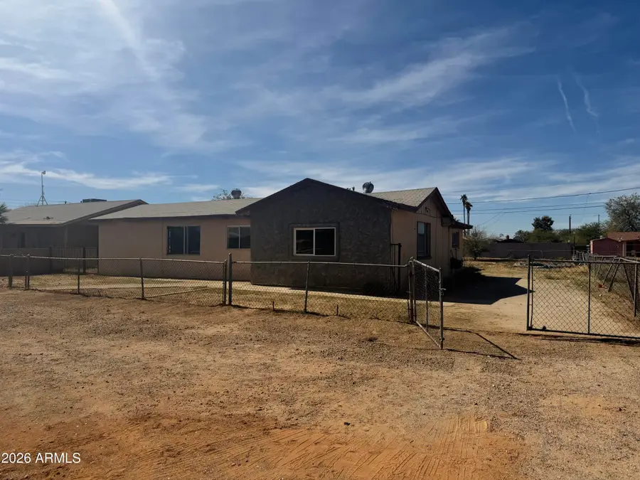 221 N Roosevelt Avenue, Casa Grande, AZ 85122 - #2
