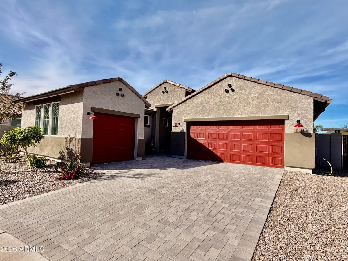 1194 E Riverton Place, Casa Grande, AZ 85122 - #1