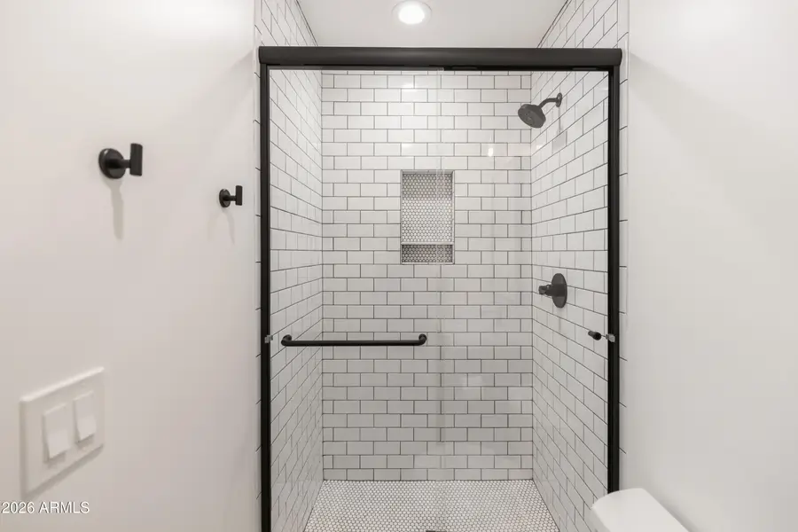 3830 E Devonshire Avenue, Phoenix, AZ 85018 - #2