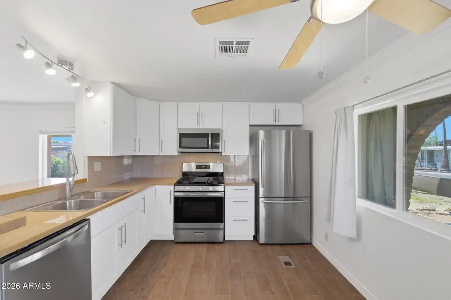 147 S 84th Way N, Mesa, AZ 85208 - #3