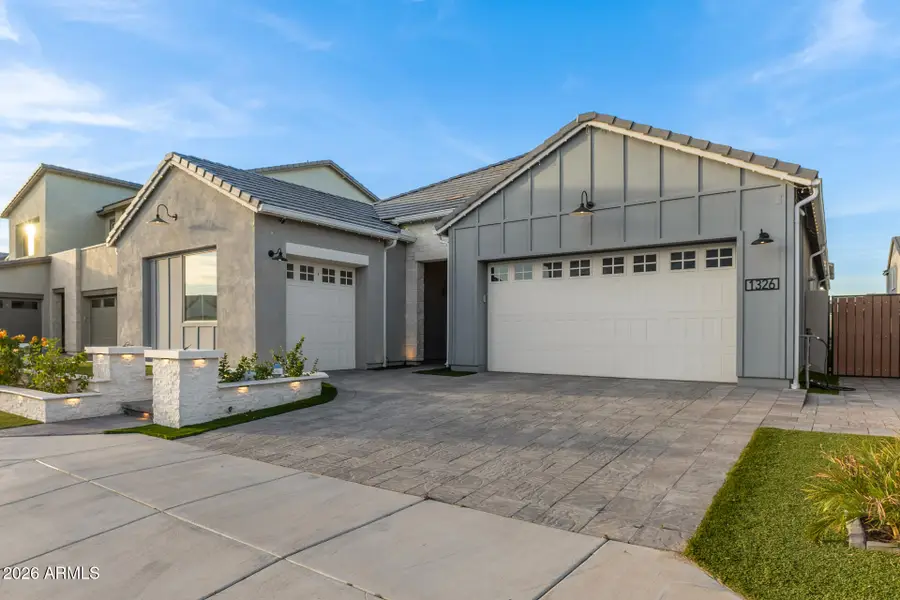 1326 E Narrowleaf Drive, Gilbert, AZ 85298 - #2