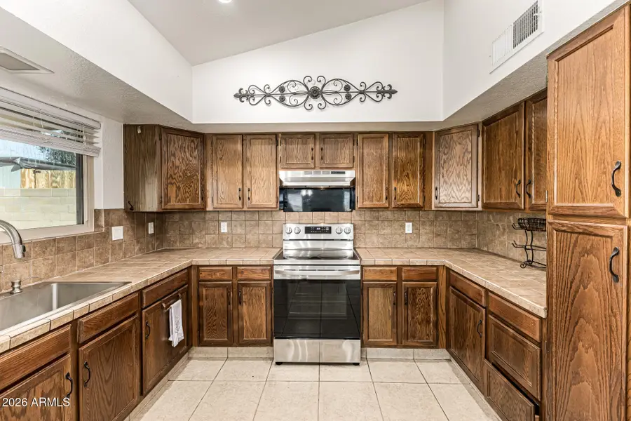 15756 W Shiloh Avenue, Goodyear, AZ 85338 - #2