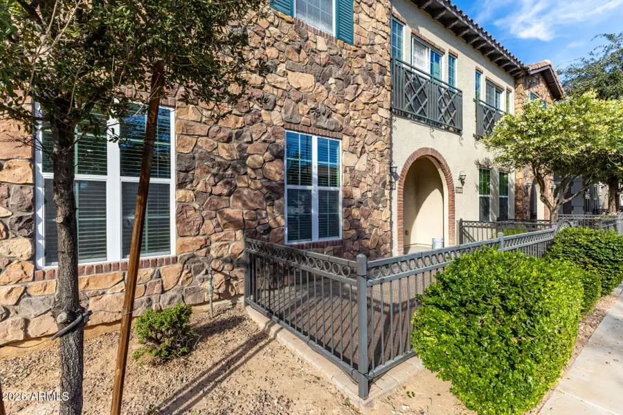 4707 E Thunderheart Trail #102, Gilbert, AZ 85297 - #2