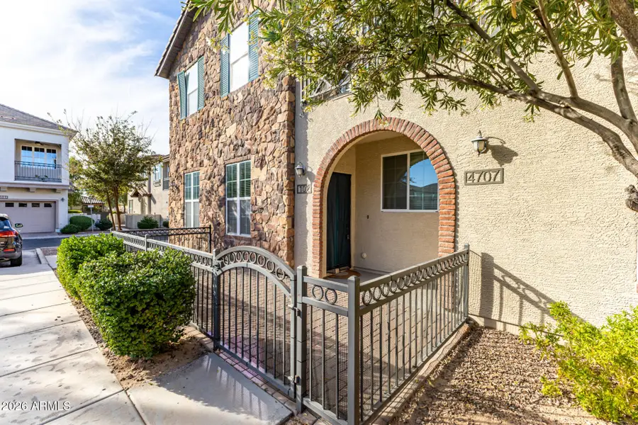 4707 E Thunderheart Trail #102, Gilbert, AZ 85297 - #3