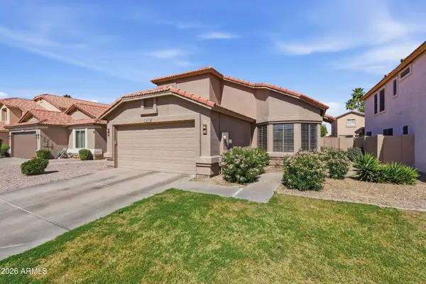 4534 E Amberwood Drive, Phoenix, AZ 85048