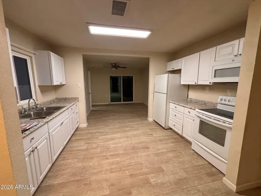 1720 S 10th Avenue, Yuma, AZ 85364 - #2
