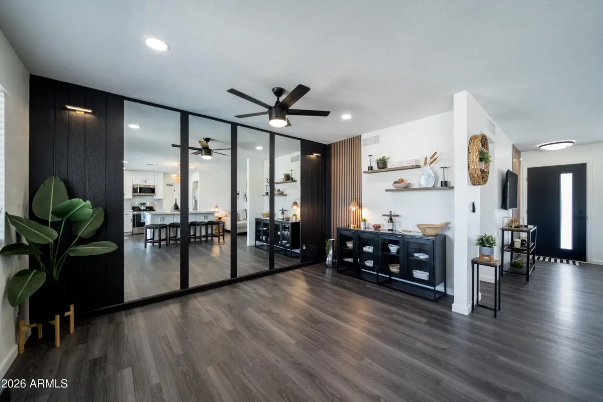 2132 E Monte Cristo Avenue, Phoenix, AZ 85022 - #1