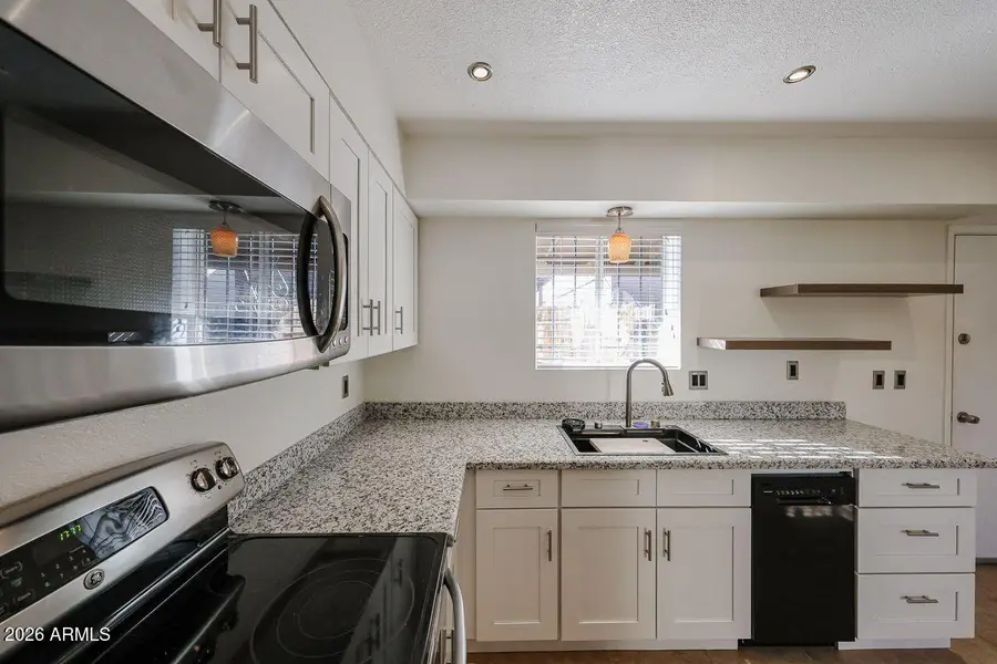 3326 W Tangerine Lane W, Phoenix, AZ 85051 - #2