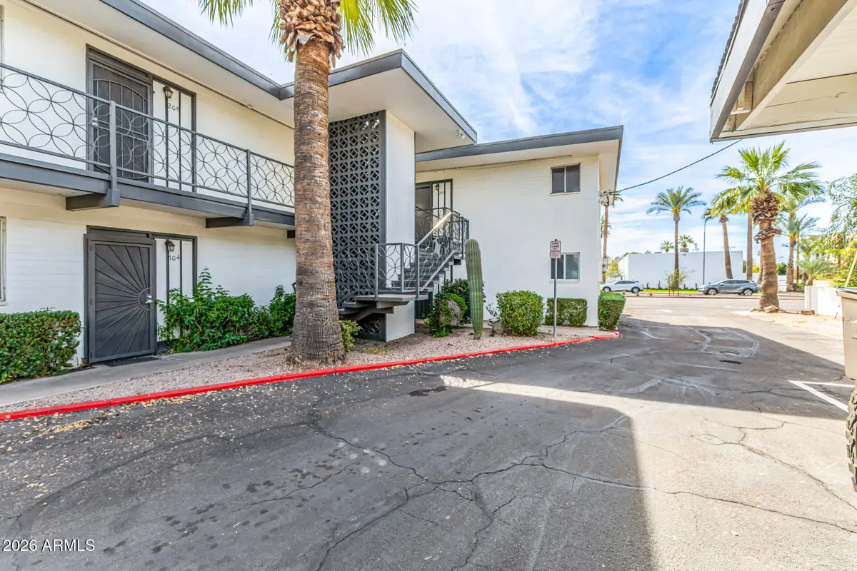 3242 E Camelback Road #102, Phoenix, AZ 85018 - #1